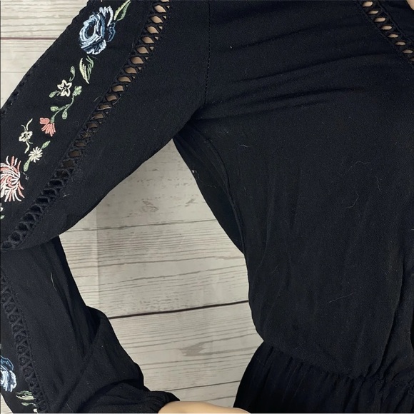 Kendall & Kylie Romper - Picture 5 of 12